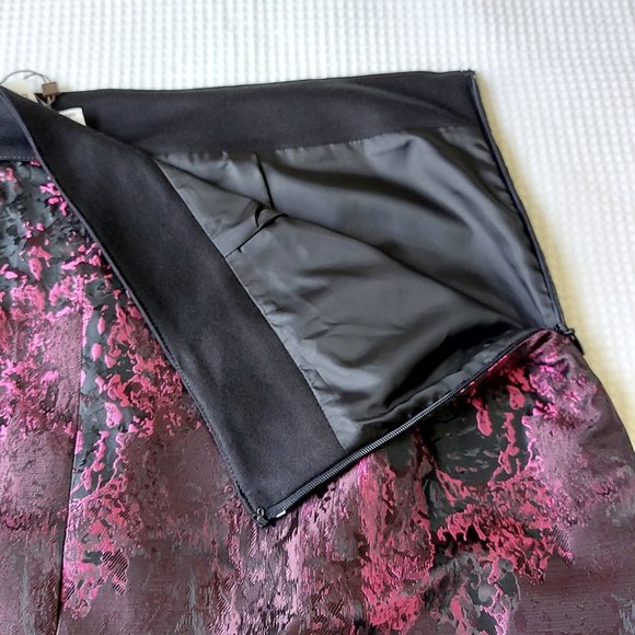 VTG Spanner Skirt Size 14 Black Wine Berry Midi Box Pleats Front and Back - Picture 6 of 8